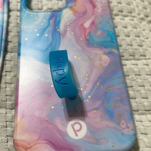 Loopy Case! - Picture 2 of 4